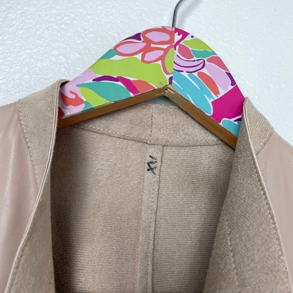 NWT Altar'd State lovely reversible jacket size XS - Picture 7 of 9